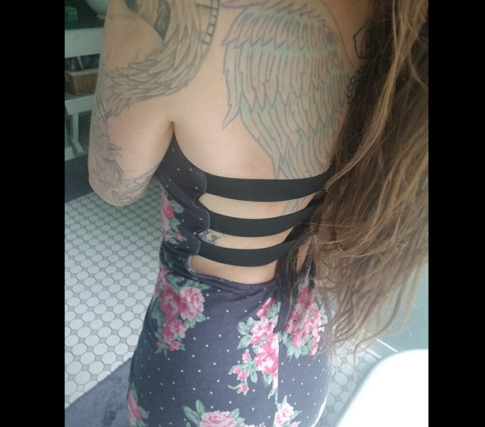 Dress - Picture 2 of 8